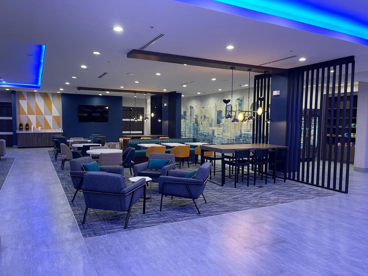La Quinta Inn & Suites By Wyndham Dallas/Fairpark Kültér fotó