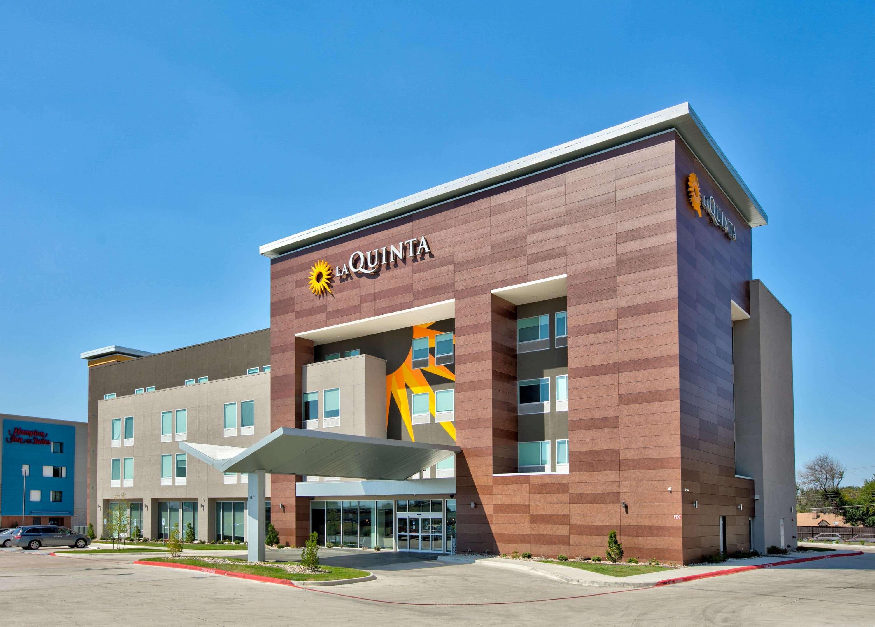 La Quinta Inn & Suites By Wyndham Dallas/Fairpark Kültér fotó